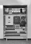 837848 Afbeelding van een relaiskast.N.B. De foto maakt deel uit van een serie foto's met technische installaties van ...